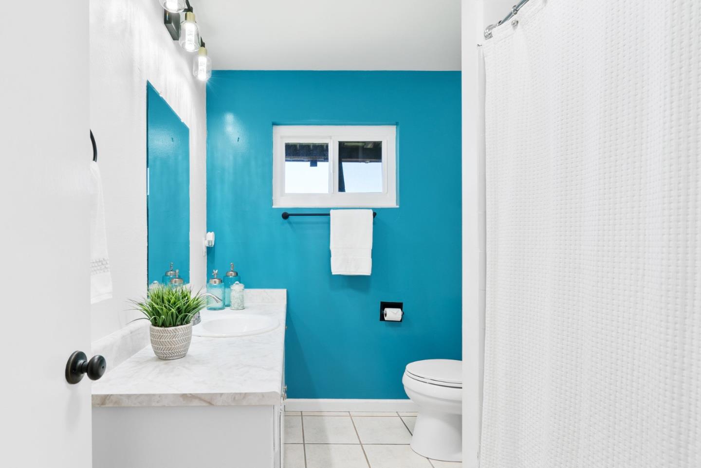 Detail Gallery Image 31 of 46 For 247 Rio Del Mar Blvd, Aptos,  CA 95003 - 3 Beds | 2/1 Baths