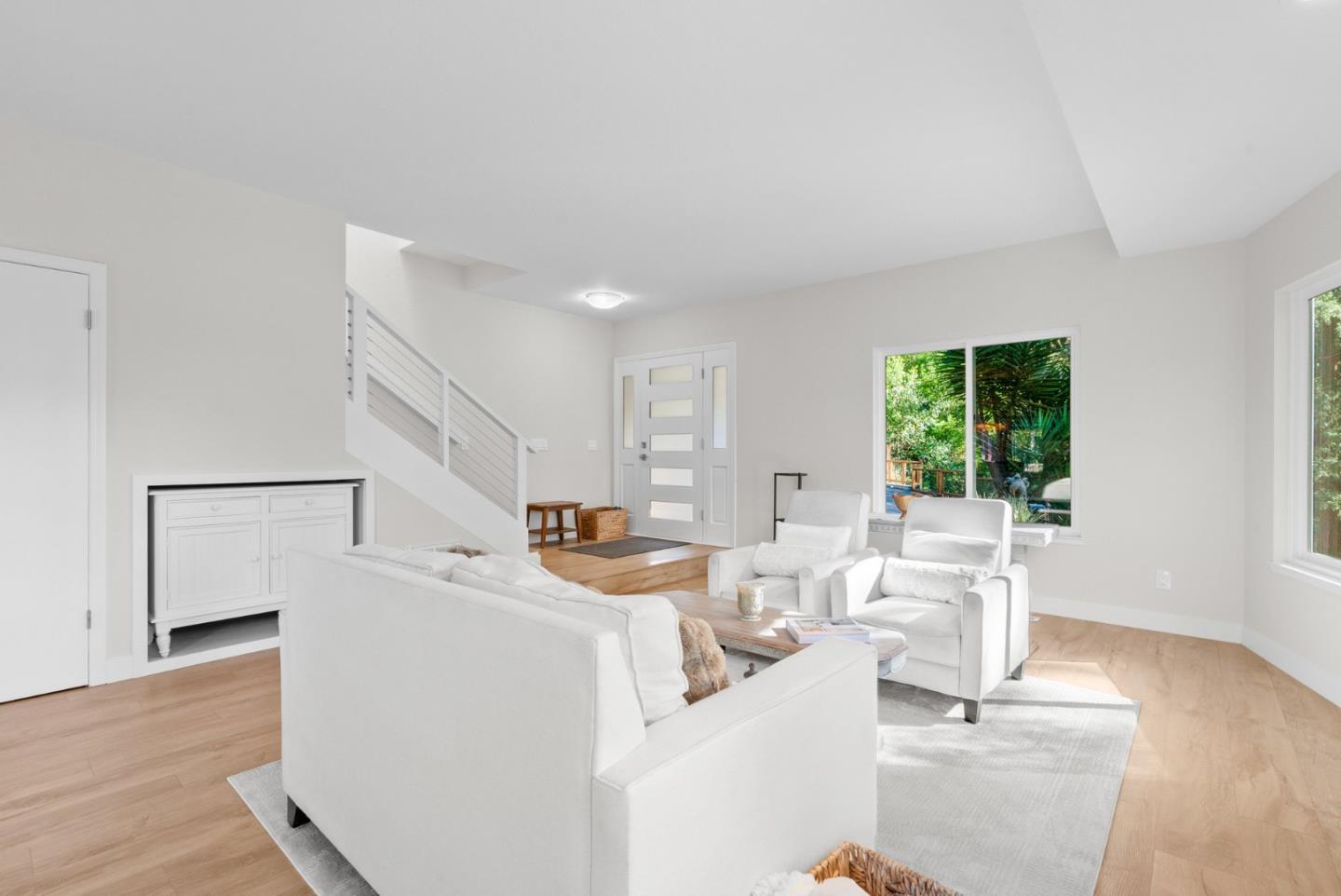 Detail Gallery Image 10 of 78 For 3580 Misty Ln, Aptos,  CA 95003 - 4 Beds | 3/1 Baths
