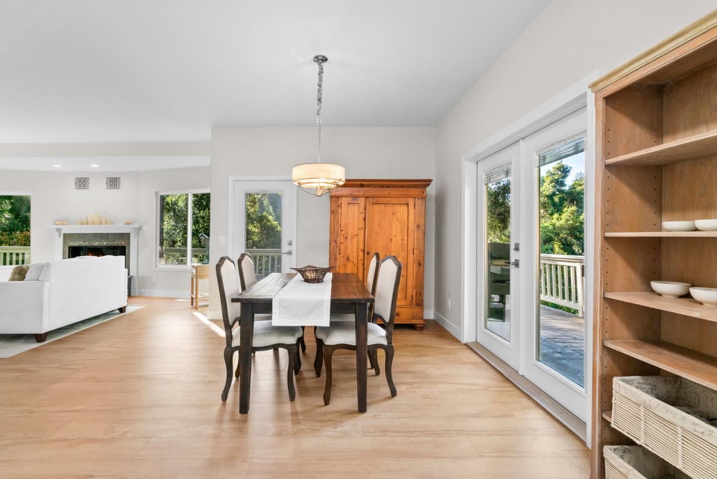 Detail Gallery Image 13 of 78 For 3580 Misty Ln, Aptos,  CA 95003 - 4 Beds | 3/1 Baths
