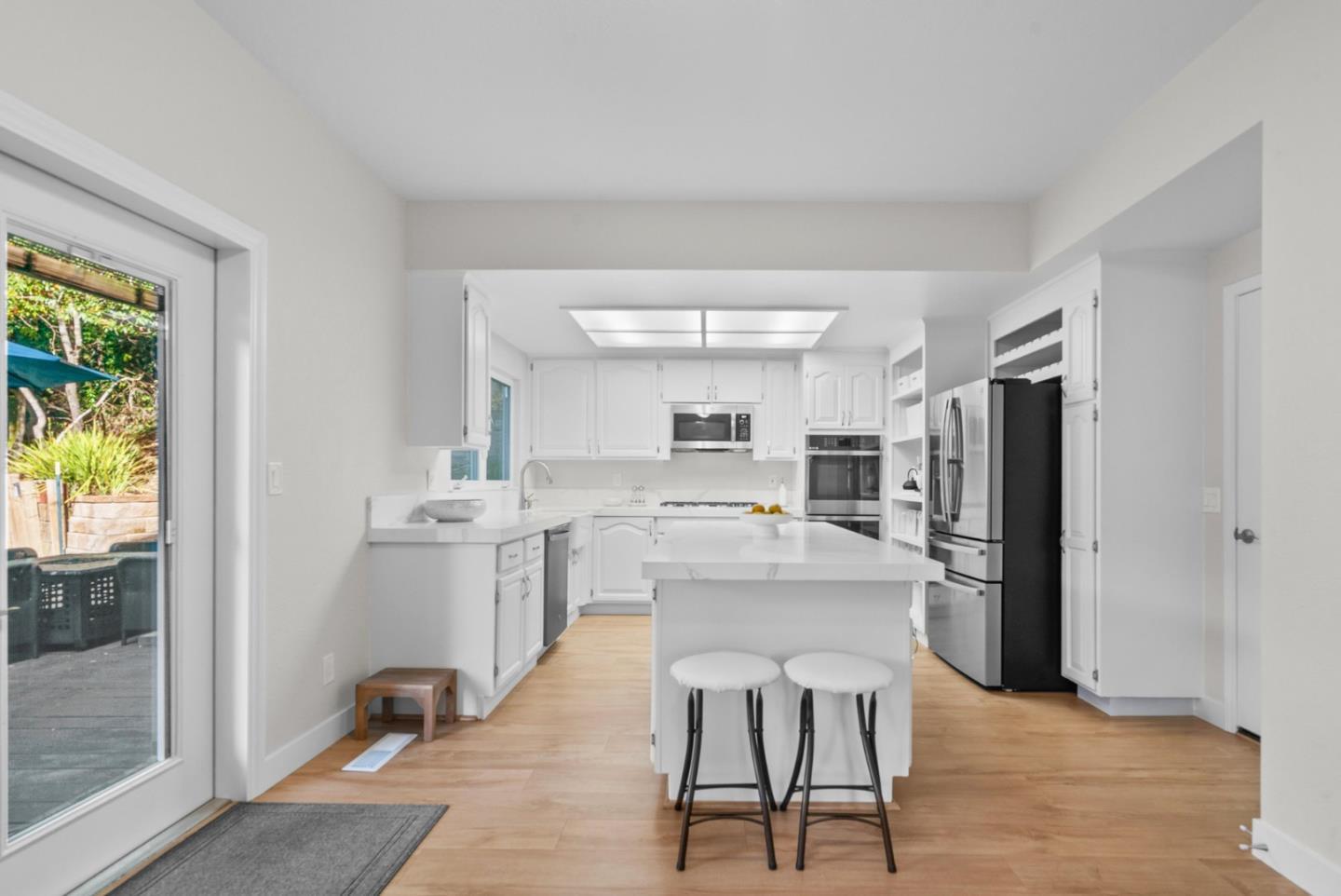 Detail Gallery Image 14 of 78 For 3580 Misty Ln, Aptos,  CA 95003 - 4 Beds | 3/1 Baths