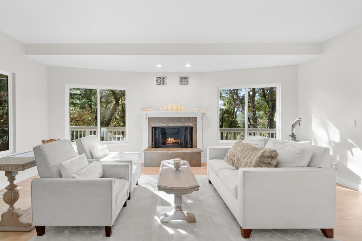 Detail Gallery Image 8 of 78 For 3580 Misty Ln, Aptos,  CA 95003 - 4 Beds | 3/1 Baths