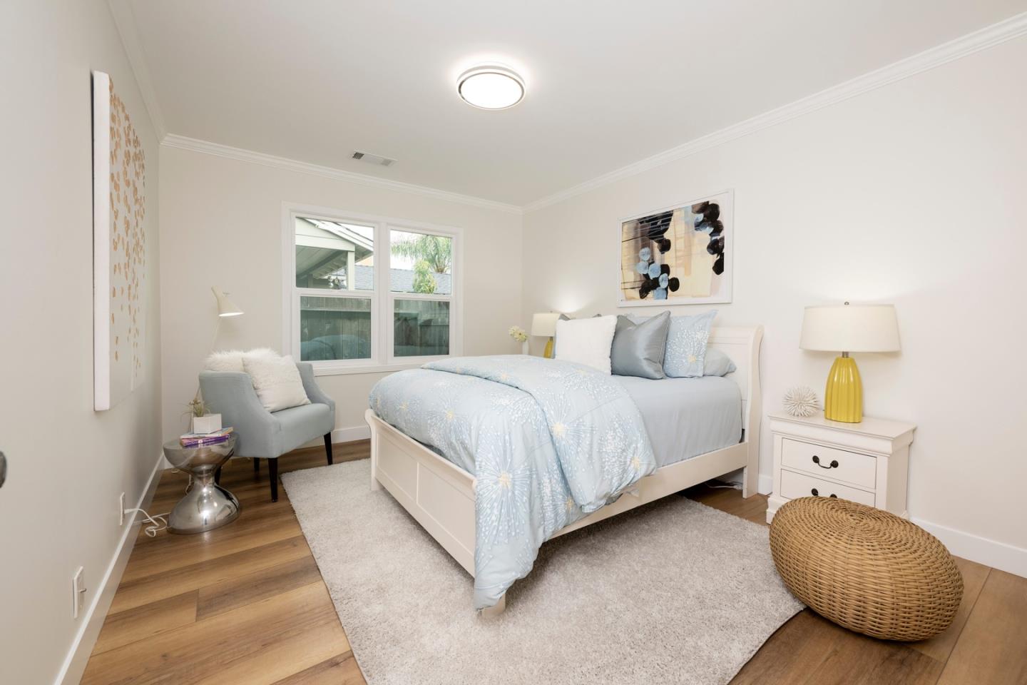 Detail Gallery Image 14 of 21 For 1438 Oakhurst Ave, San Carlos,  CA 94070 - 2 Beds | 2 Baths
