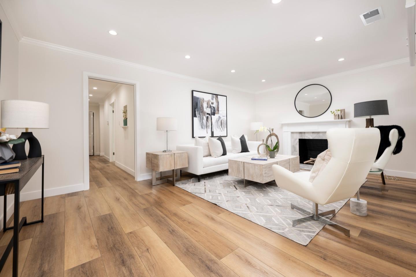 Detail Gallery Image 4 of 21 For 1438 Oakhurst Ave, San Carlos,  CA 94070 - 2 Beds | 2 Baths