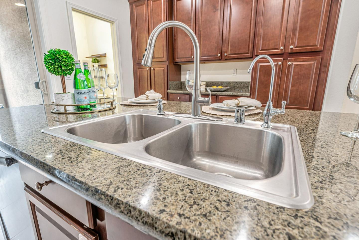 Detail Gallery Image 15 of 47 For 227 Siderno Ct, San Jose,  CA 95111 - 2 Beds | 2/1 Baths