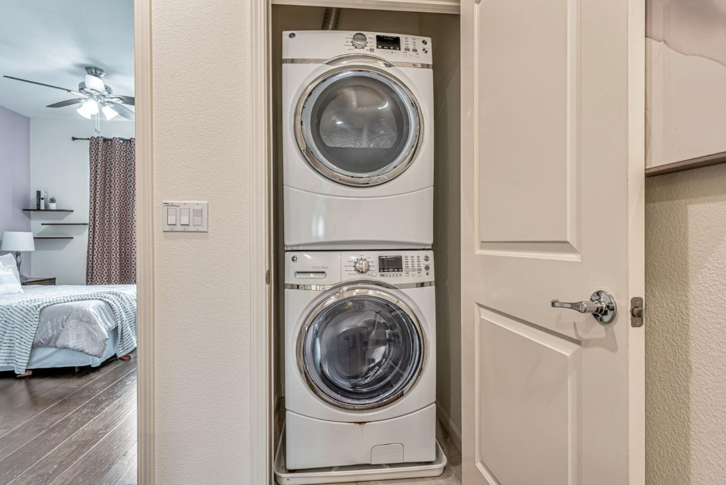Detail Gallery Image 33 of 47 For 227 Siderno Ct, San Jose,  CA 95111 - 2 Beds | 2/1 Baths