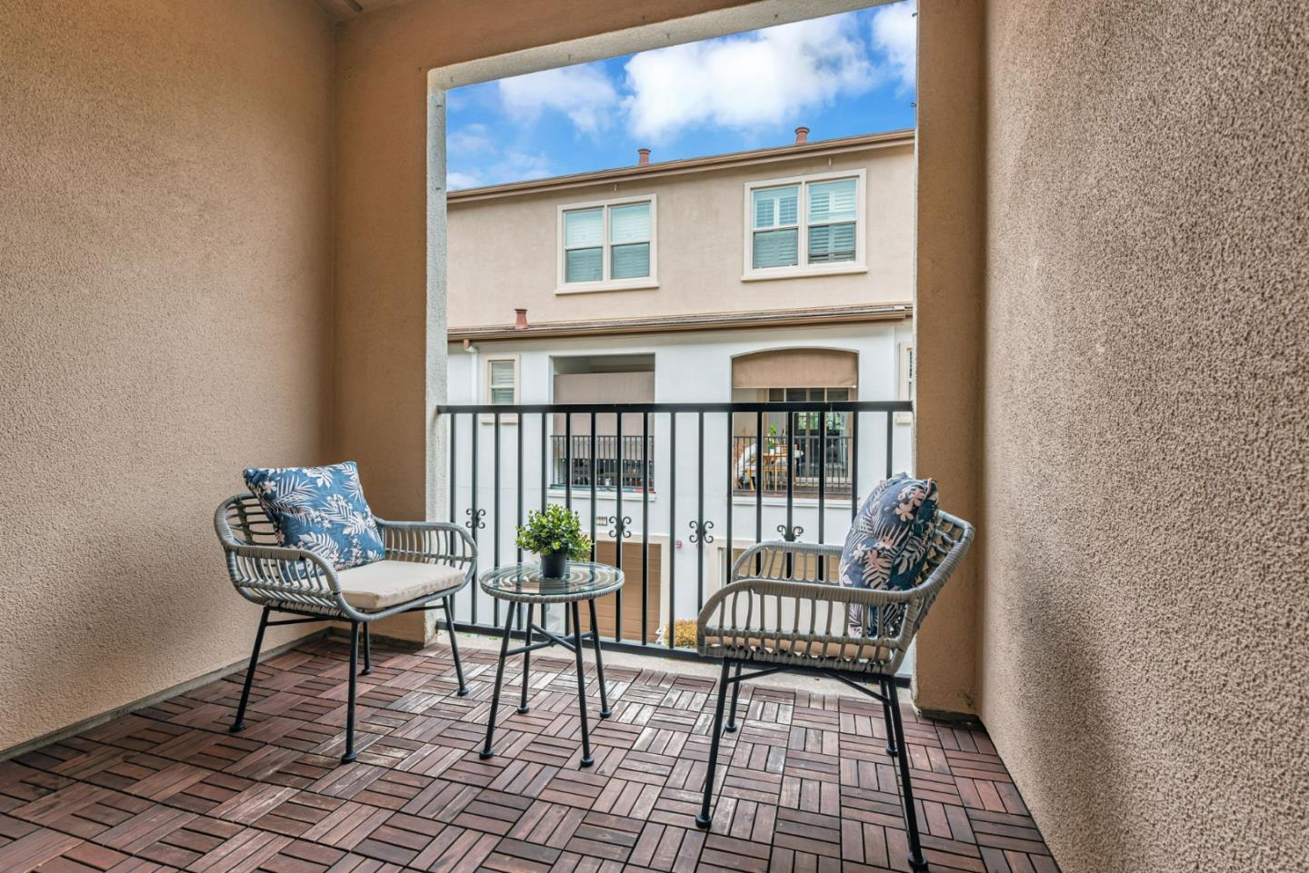 Detail Gallery Image 37 of 47 For 227 Siderno Ct, San Jose,  CA 95111 - 2 Beds | 2/1 Baths