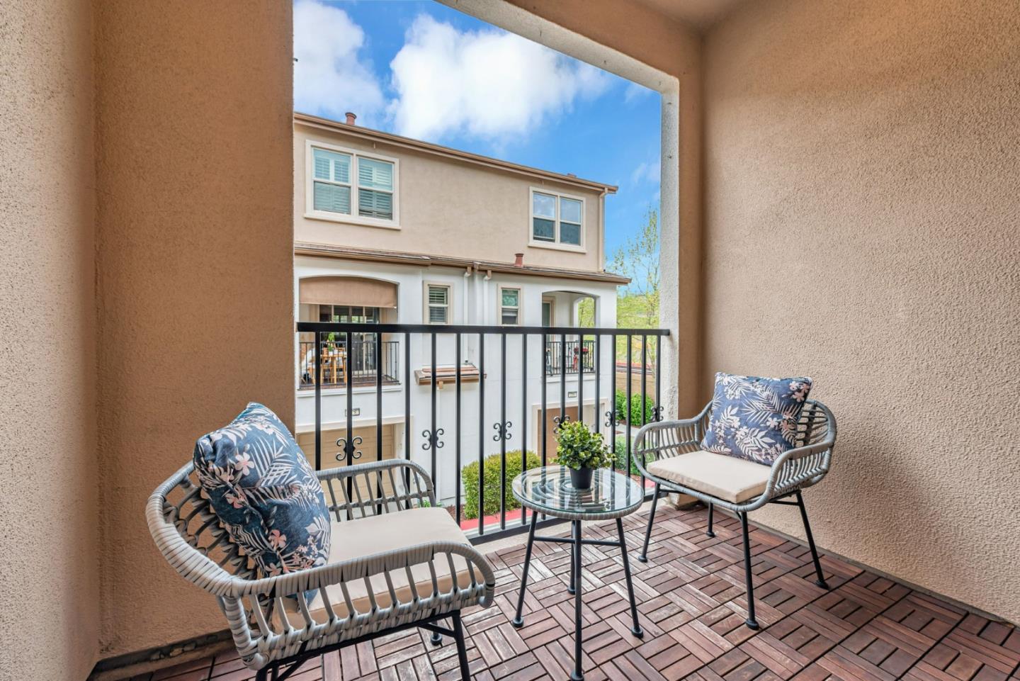 Detail Gallery Image 38 of 47 For 227 Siderno Ct, San Jose,  CA 95111 - 2 Beds | 2/1 Baths