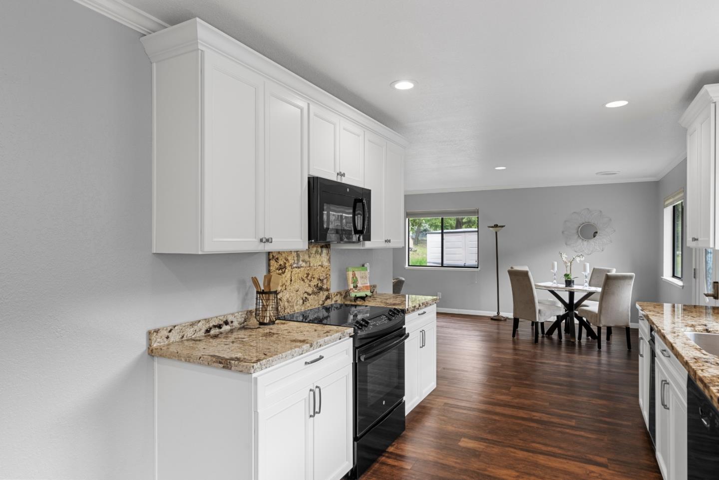 Detail Gallery Image 76 of 89 For 18301 Idylwild Rd, Los Gatos,  CA 95033 - 4 Beds | 3 Baths