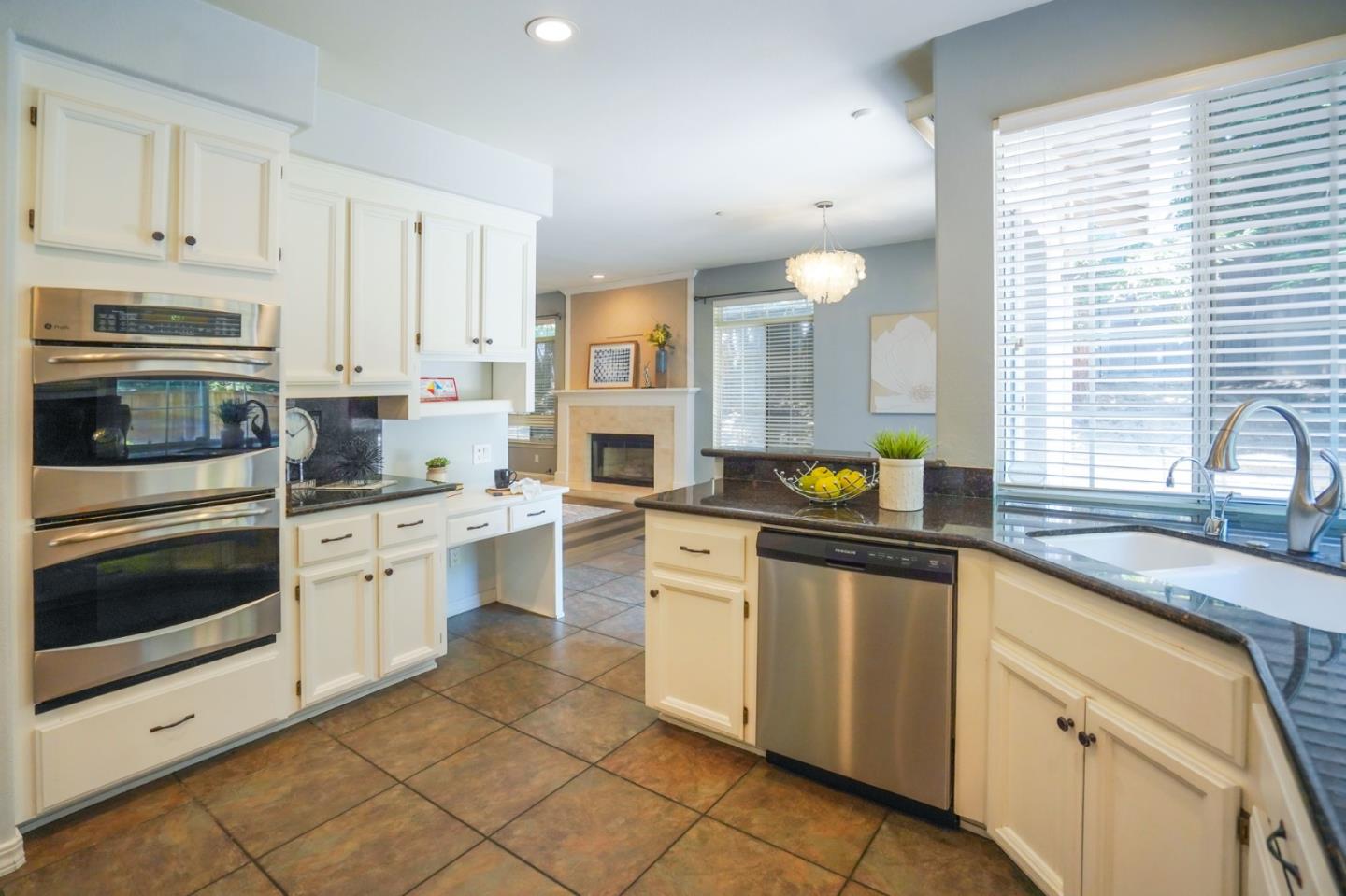 Detail Gallery Image 24 of 55 For 3287 Edinburgh Dr, Livermore,  CA 94551 - 4 Beds | 3 Baths