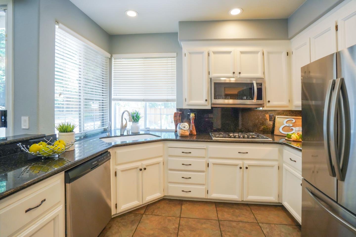 Detail Gallery Image 26 of 55 For 3287 Edinburgh Dr, Livermore,  CA 94551 - 4 Beds | 3 Baths