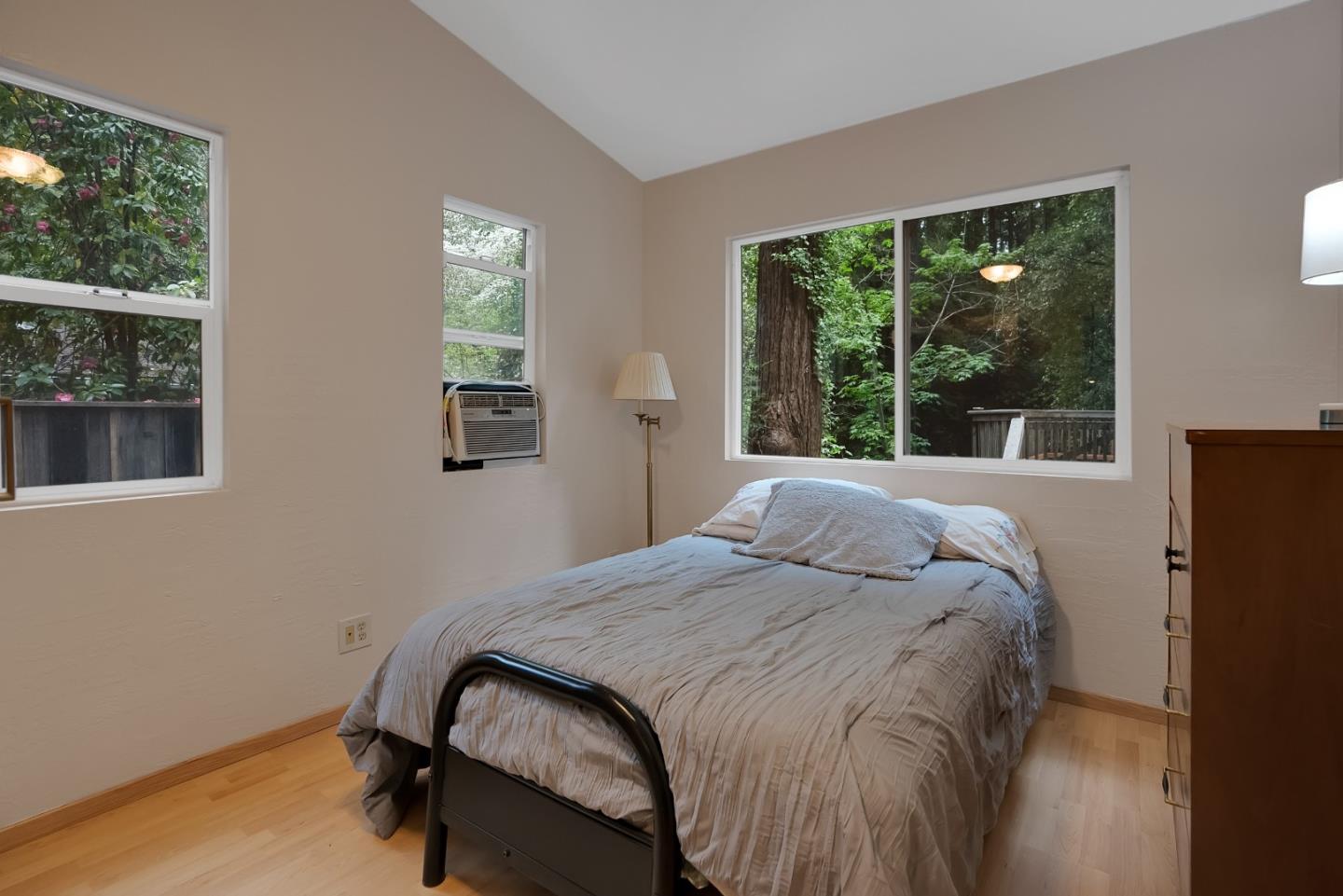 Detail Gallery Image 18 of 29 For 150 Evergreen Rd, Boulder Creek,  CA 95006 - 4 Beds | 2/1 Baths