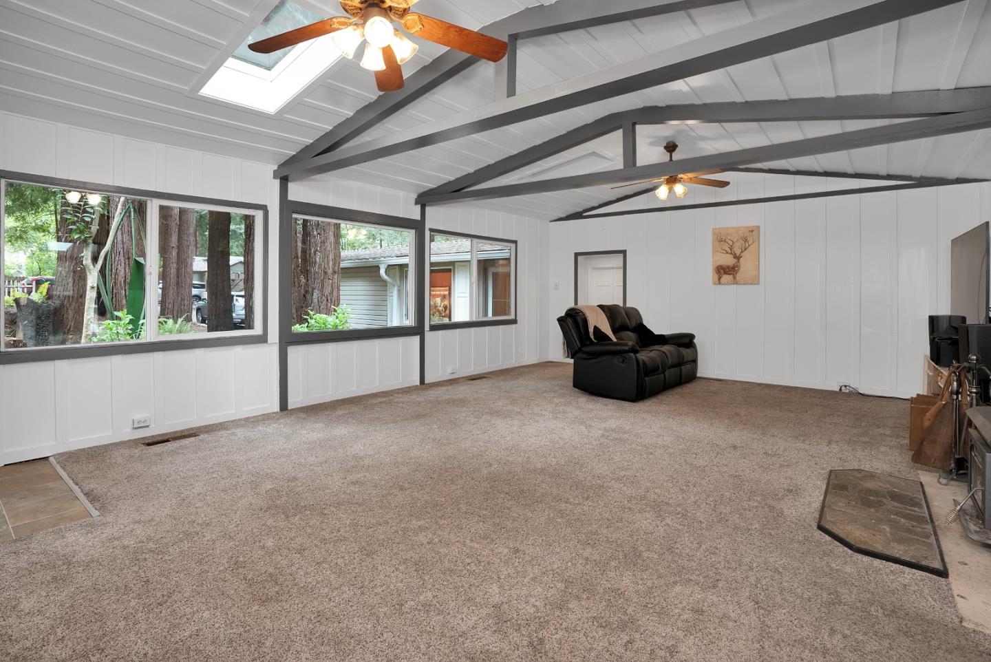 Detail Gallery Image 6 of 29 For 150 Evergreen Rd, Boulder Creek,  CA 95006 - 4 Beds | 2/1 Baths
