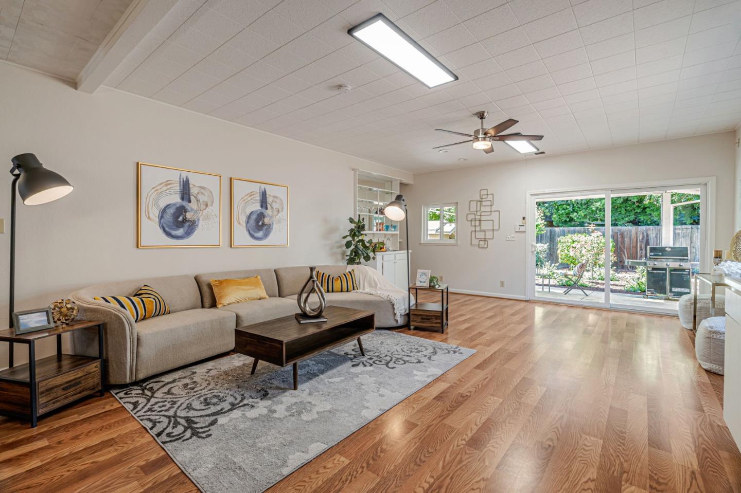 Detail Gallery Image 5 of 28 For 2617 Barcells Ave, Santa Clara,  CA 95051 - 3 Beds | 2 Baths