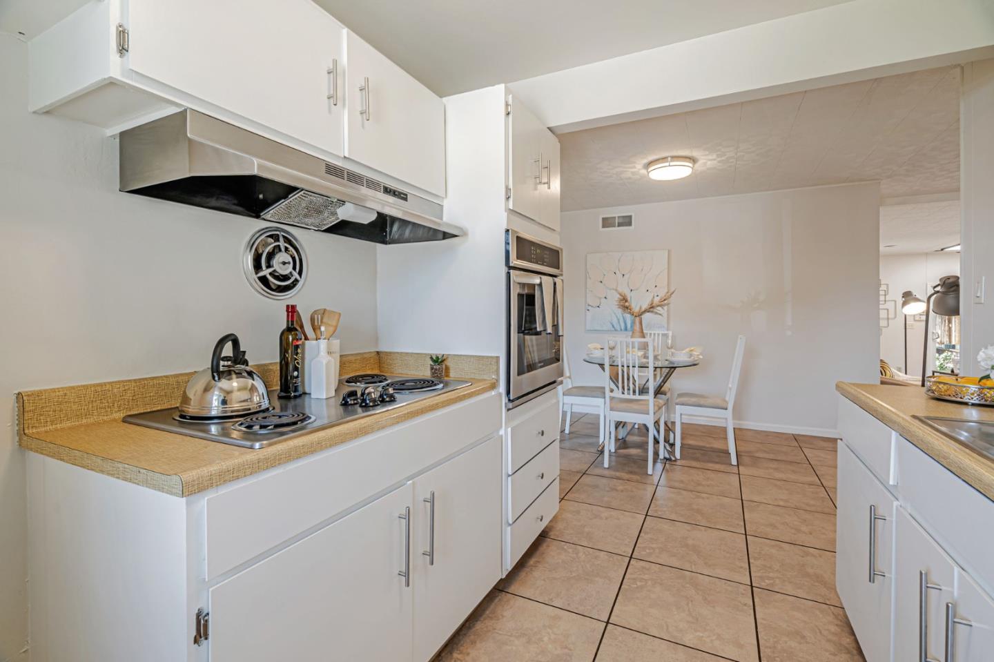 Detail Gallery Image 9 of 28 For 2617 Barcells Ave, Santa Clara,  CA 95051 - 3 Beds | 2 Baths