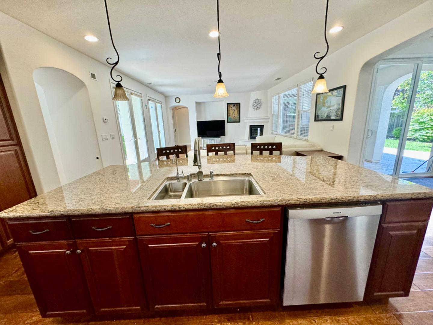 Detail Gallery Image 15 of 50 For 7651 Strath Pl, Gilroy,  CA 95020 - 5 Beds | 4 Baths