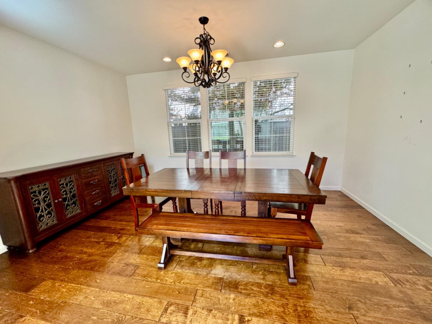 Detail Gallery Image 19 of 50 For 7651 Strath Pl, Gilroy,  CA 95020 - 5 Beds | 4 Baths