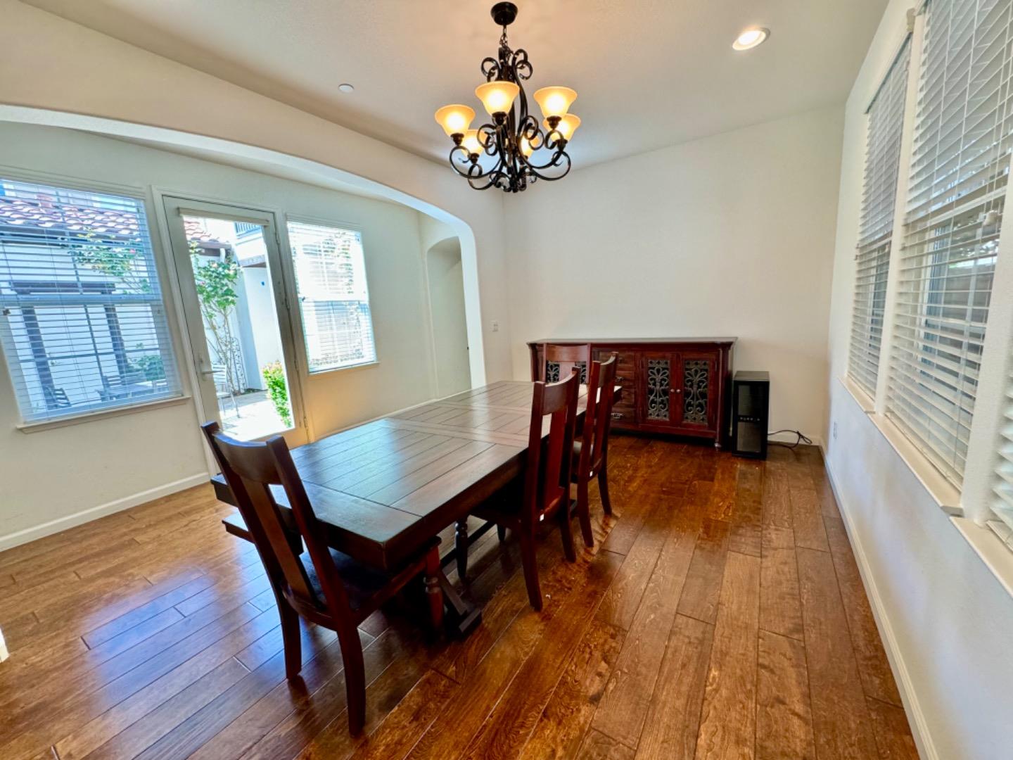 Detail Gallery Image 20 of 50 For 7651 Strath Pl, Gilroy,  CA 95020 - 5 Beds | 4 Baths