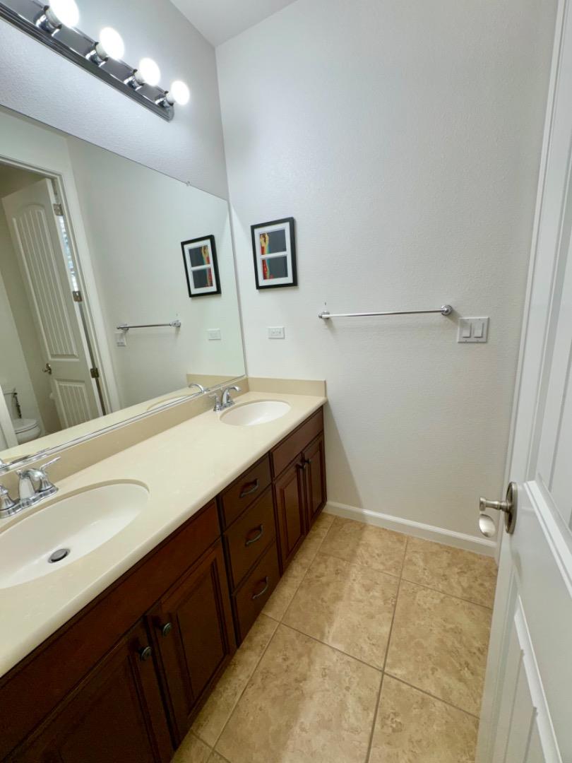 Detail Gallery Image 40 of 50 For 7651 Strath Pl, Gilroy,  CA 95020 - 5 Beds | 4 Baths