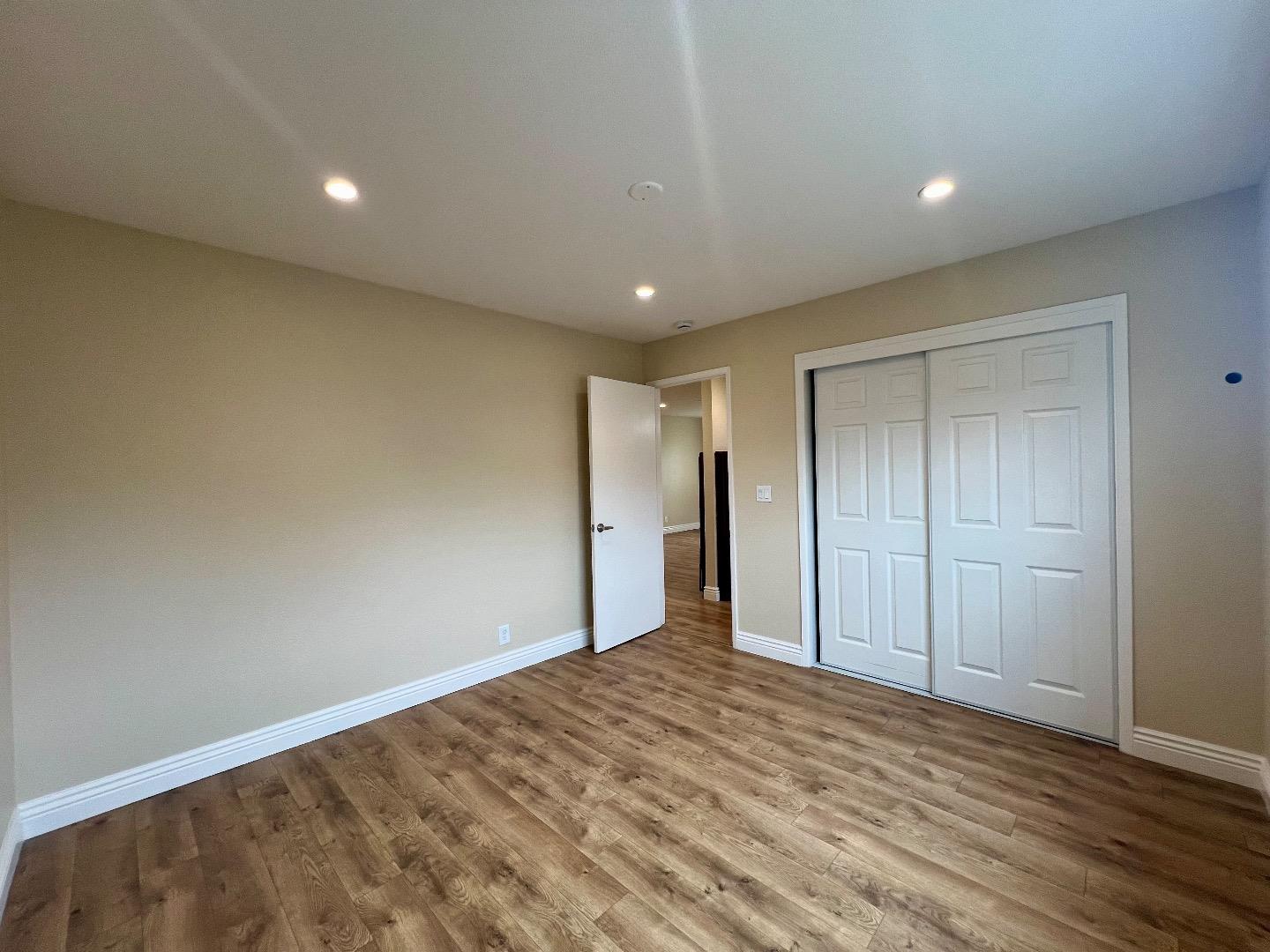 Detail Gallery Image 11 of 16 For 164 Echo Ave #2,  Campbell,  CA 95008 - 2 Beds | 8 Baths