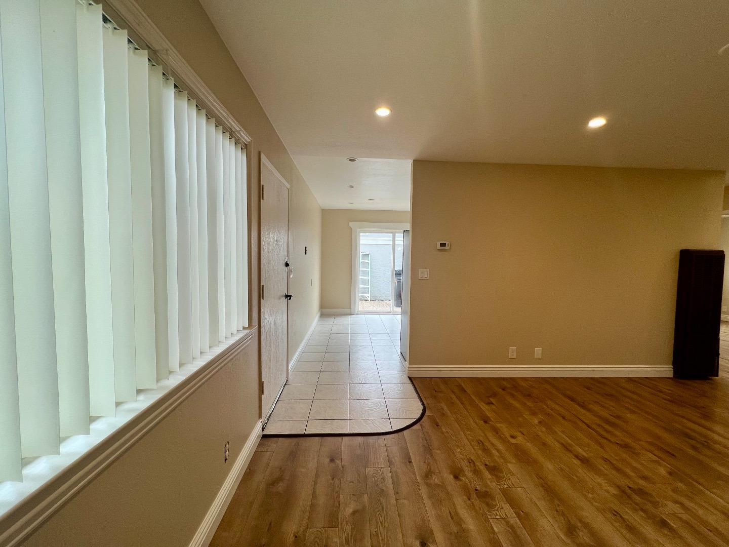 Detail Gallery Image 5 of 16 For 164 Echo Ave #2,  Campbell,  CA 95008 - 2 Beds | 8 Baths