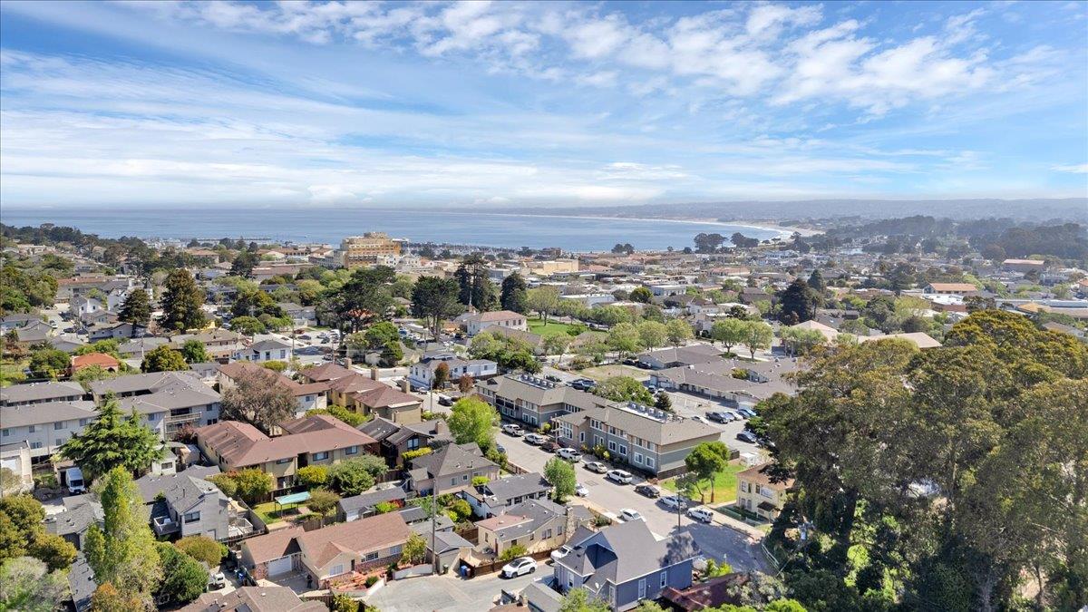 Detail Gallery Image 29 of 34 For 670 Van Buren Cir, Monterey,  CA 93940 - 3 Beds | 2 Baths