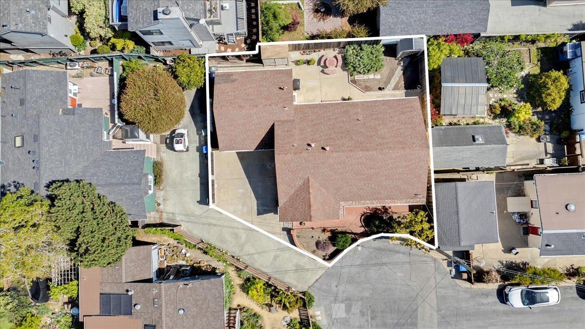 Detail Gallery Image 33 of 34 For 670 Van Buren Cir, Monterey,  CA 93940 - 3 Beds | 2 Baths