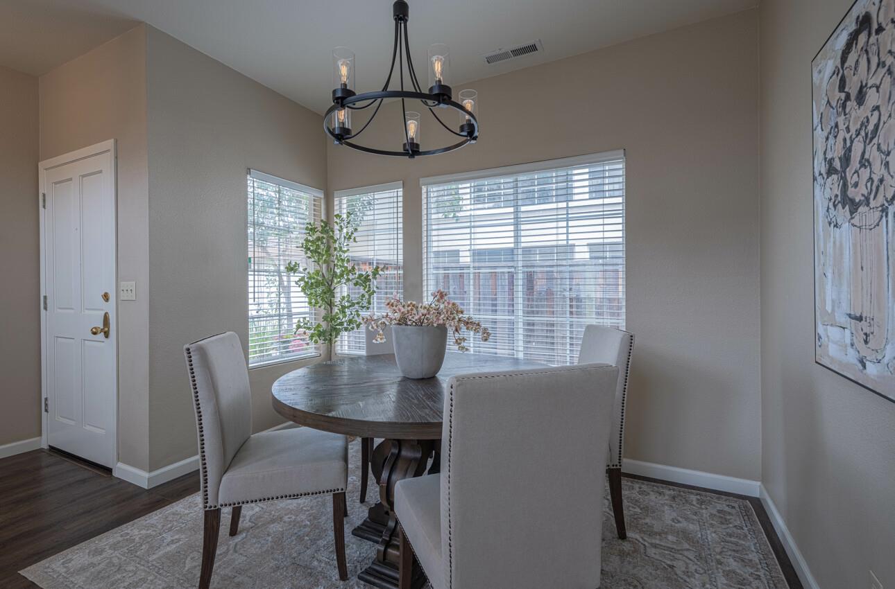 Detail Gallery Image 10 of 39 For 18106 Stonehaven, Salinas,  CA 93908 - 3 Beds | 2/1 Baths