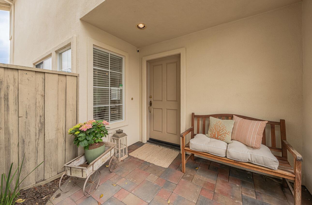 Detail Gallery Image 4 of 39 For 18106 Stonehaven, Salinas,  CA 93908 - 3 Beds | 2/1 Baths