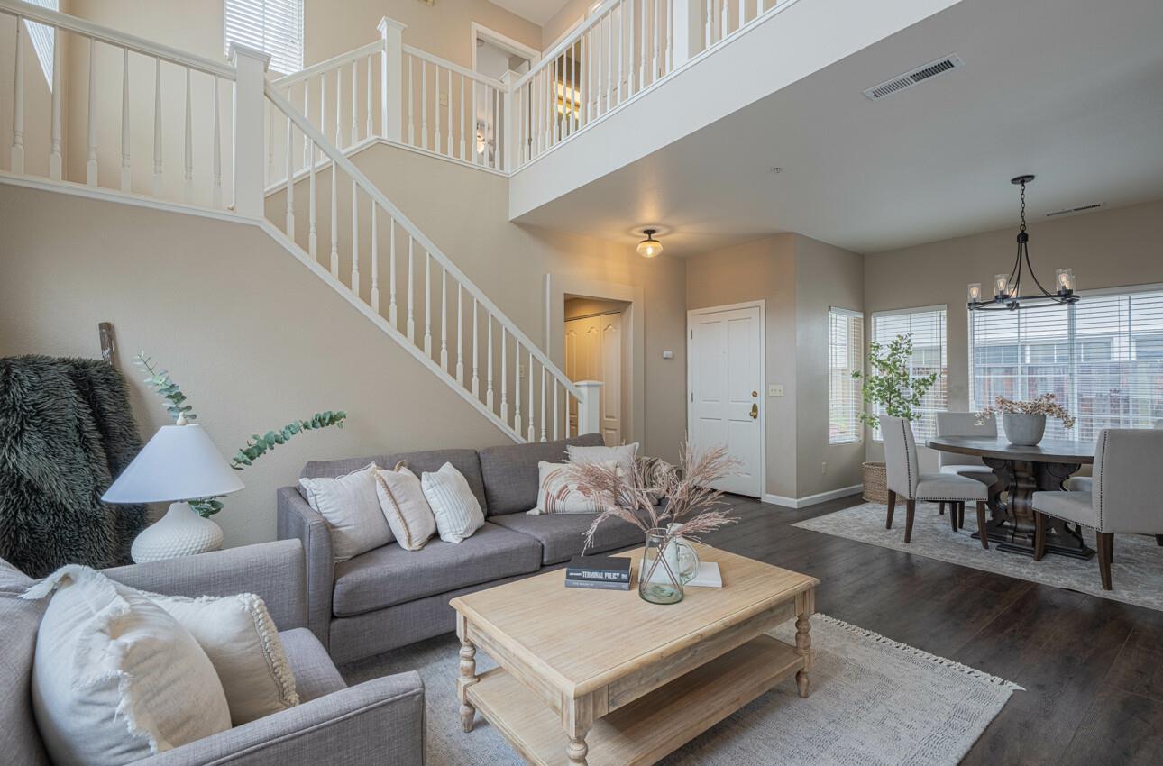 Detail Gallery Image 9 of 39 For 18106 Stonehaven, Salinas,  CA 93908 - 3 Beds | 2/1 Baths