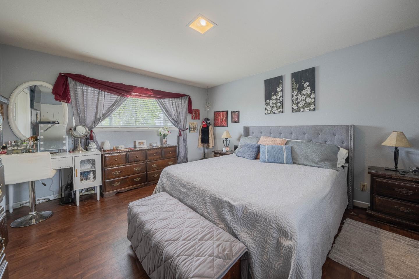 Detail Gallery Image 21 of 29 For 335 Palma Dr, Salinas,  CA 93901 - 4 Beds | 2 Baths