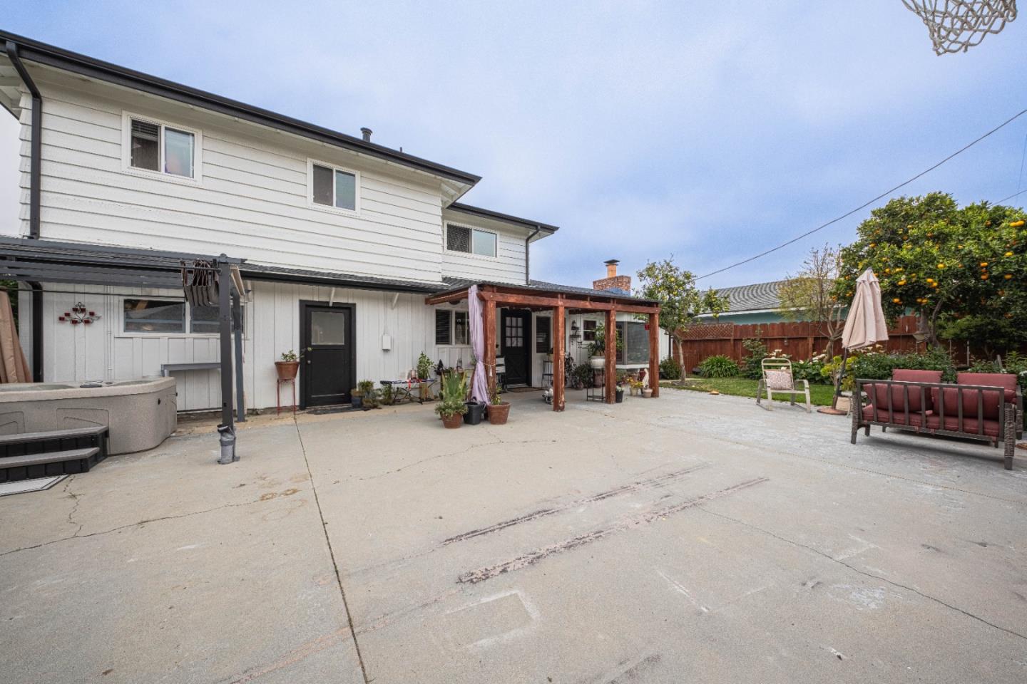 Detail Gallery Image 28 of 29 For 335 Palma Dr, Salinas,  CA 93901 - 4 Beds | 2 Baths
