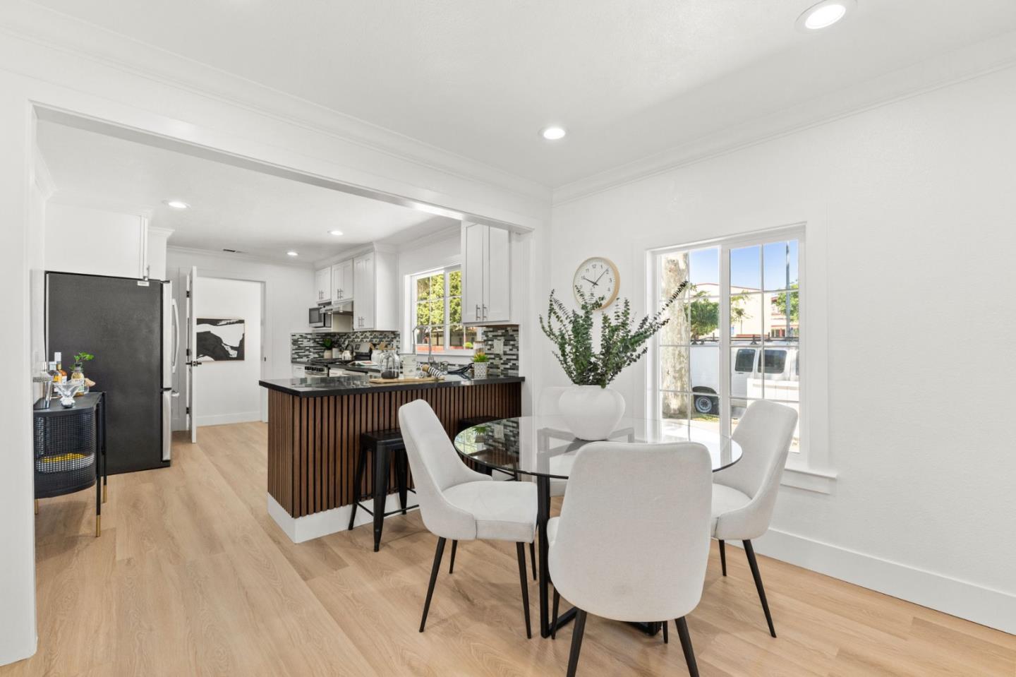 Detail Gallery Image 10 of 36 For 195 N 24th St, San Jose,  CA 95116 - 4 Beds | 2 Baths