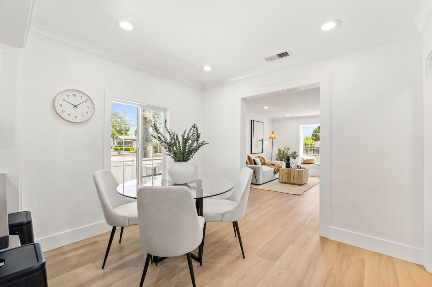 Detail Gallery Image 11 of 36 For 195 N 24th St, San Jose,  CA 95116 - 4 Beds | 2 Baths