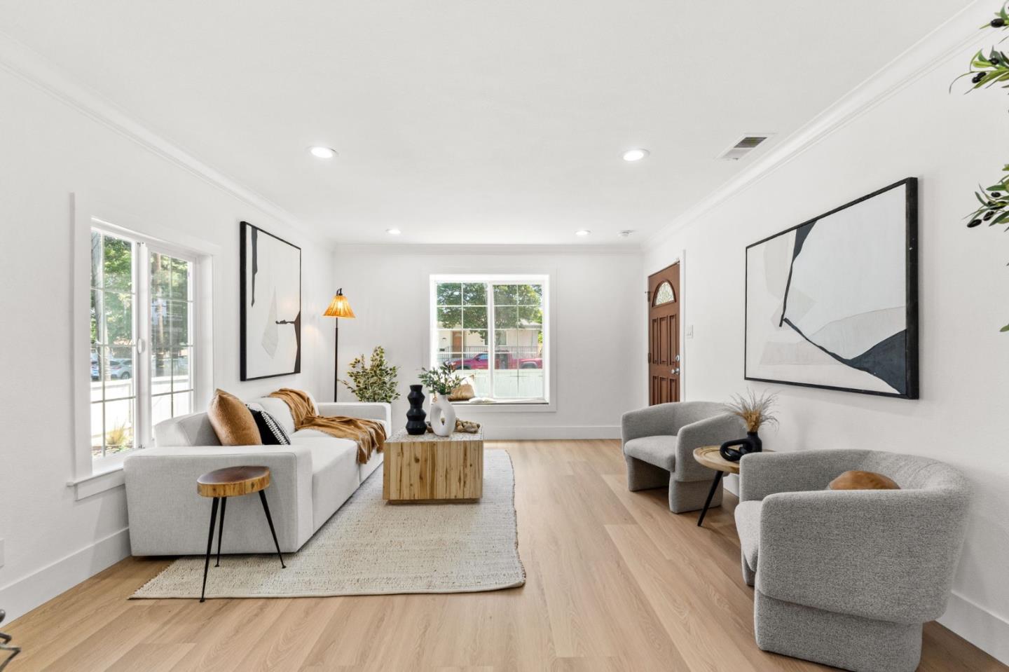 Detail Gallery Image 7 of 36 For 195 N 24th St, San Jose,  CA 95116 - 4 Beds | 2 Baths