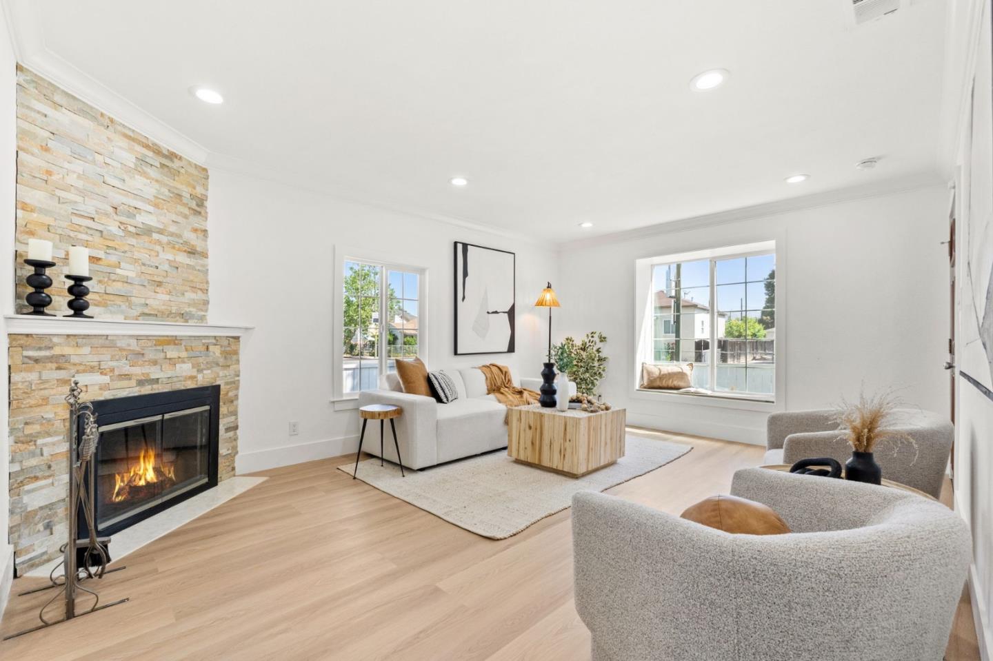 Detail Gallery Image 8 of 36 For 195 N 24th St, San Jose,  CA 95116 - 4 Beds | 2 Baths