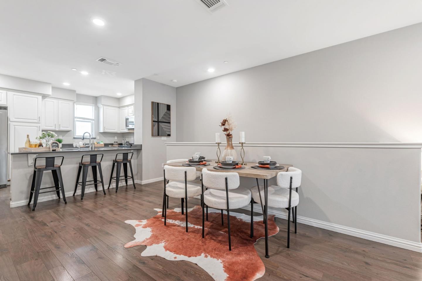Detail Gallery Image 17 of 48 For 1460 Lavender Loop, Milpitas,  CA 95035 - 3 Beds | 2/1 Baths