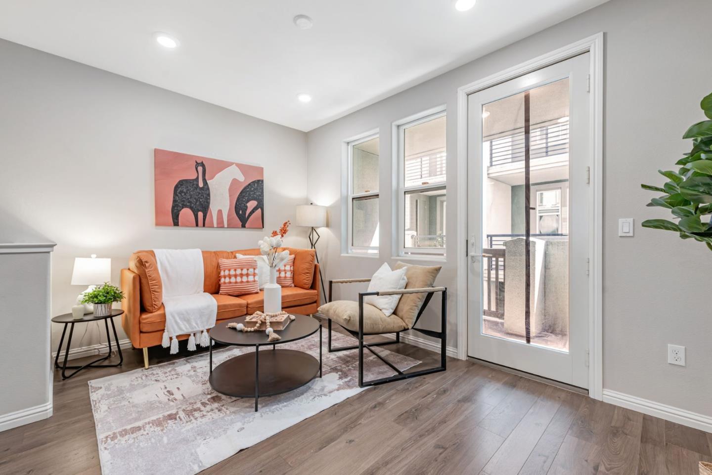 Detail Gallery Image 4 of 48 For 1460 Lavender Loop, Milpitas,  CA 95035 - 3 Beds | 2/1 Baths
