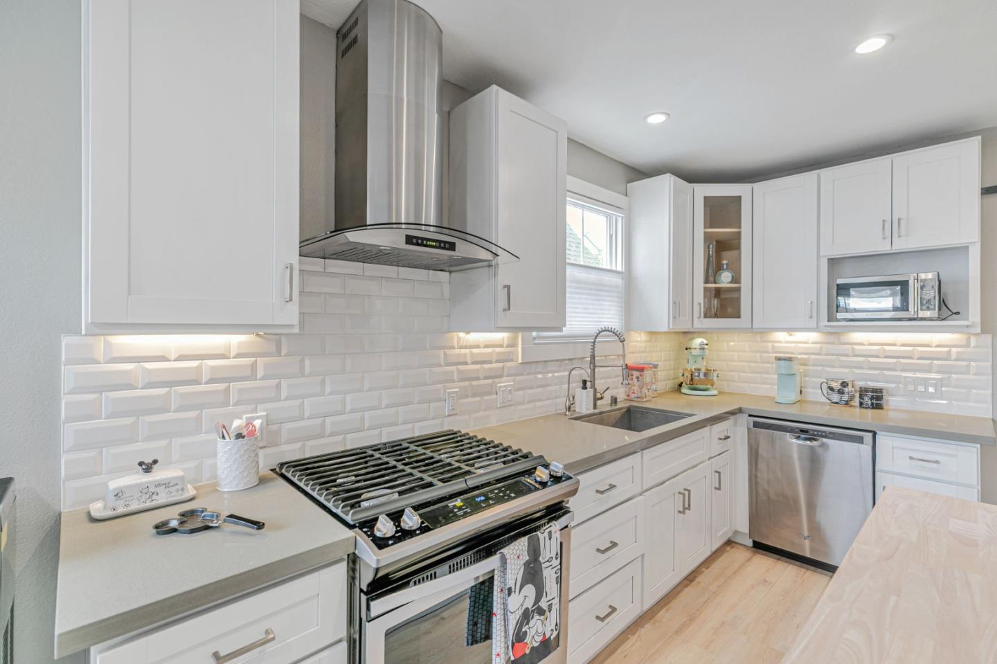 Detail Gallery Image 15 of 40 For 385 Edwards Ave, San Jose,  CA 95110 - 2 Beds | 1 Baths