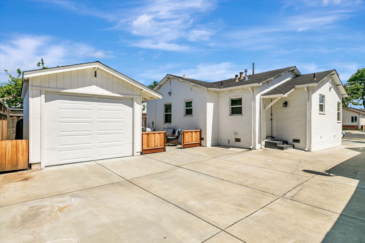 Detail Gallery Image 33 of 40 For 385 Edwards Ave, San Jose,  CA 95110 - 2 Beds | 1 Baths