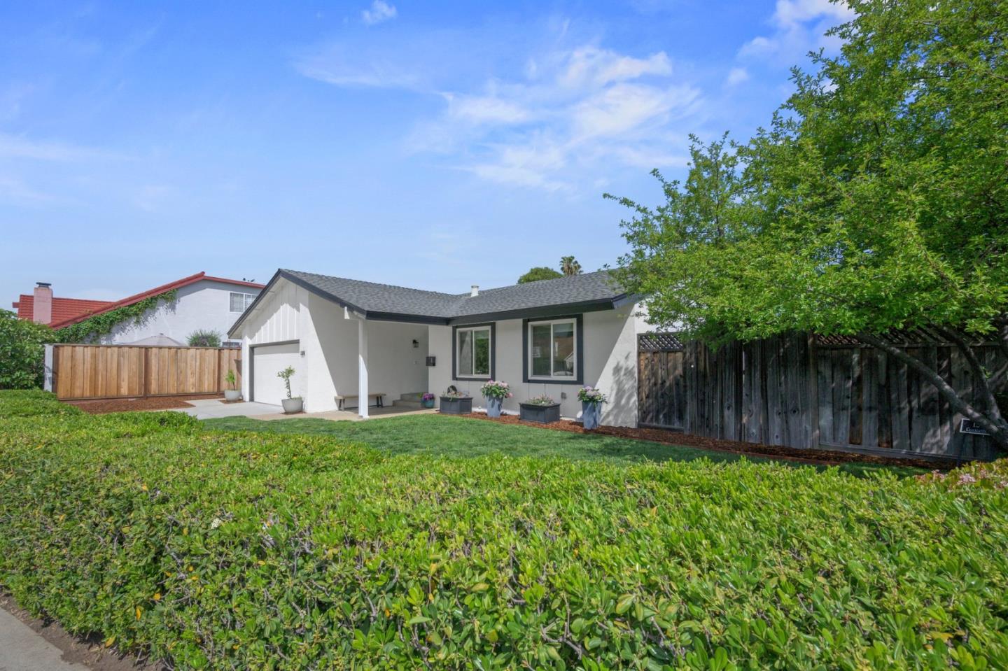 Detail Gallery Image 3 of 52 For 1301 Crossgates Ln, San Jose,  CA 95120 - 3 Beds | 2 Baths