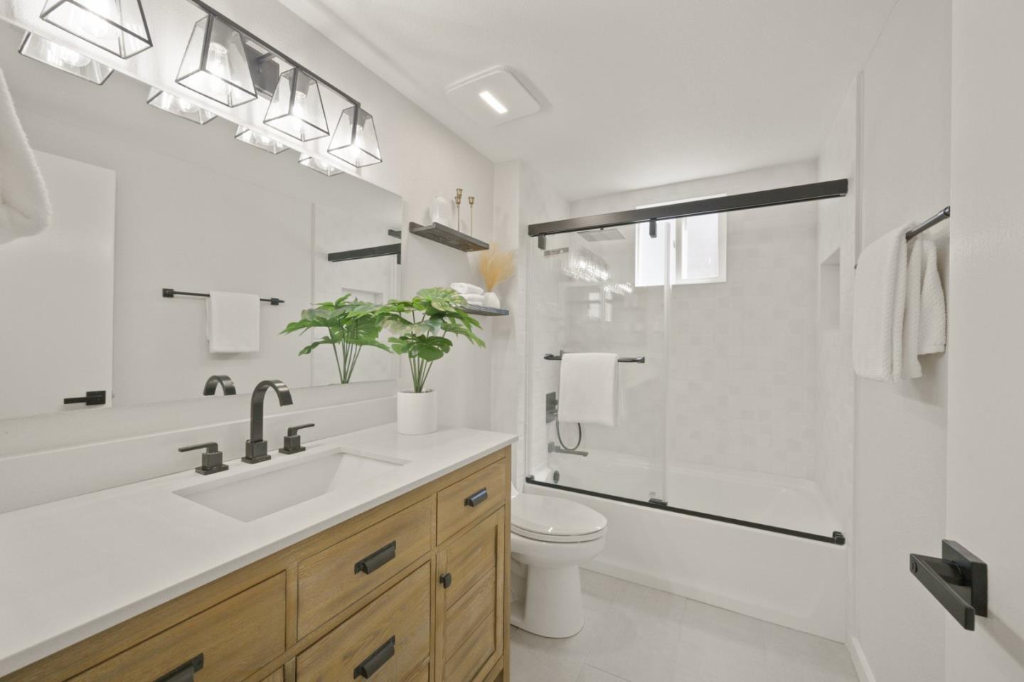 Detail Gallery Image 34 of 52 For 1301 Crossgates Ln, San Jose,  CA 95120 - 3 Beds | 2 Baths
