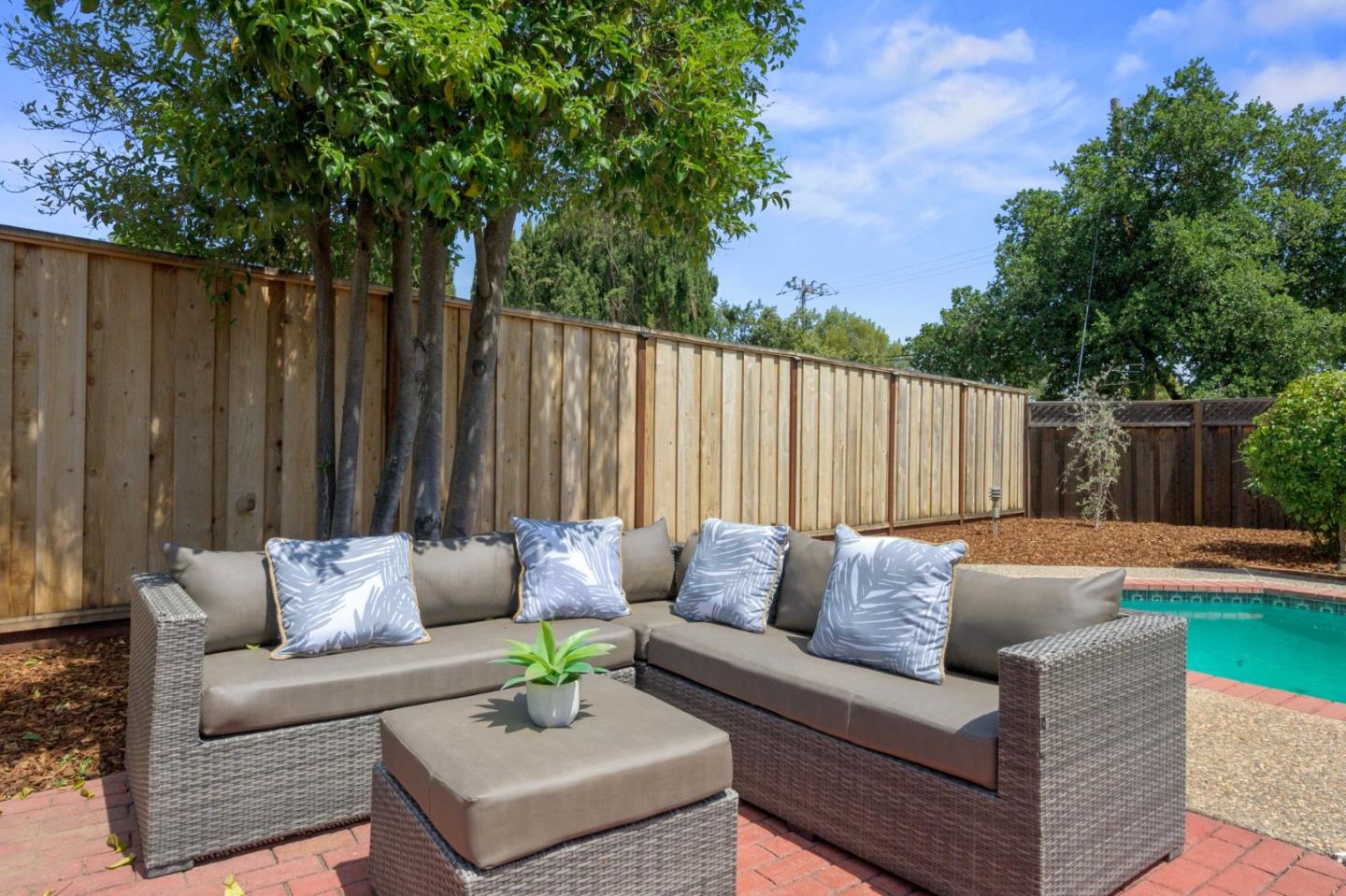 Detail Gallery Image 40 of 52 For 1301 Crossgates Ln, San Jose,  CA 95120 - 3 Beds | 2 Baths