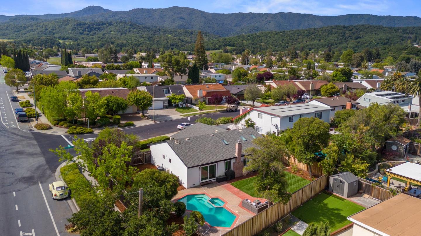 Detail Gallery Image 50 of 52 For 1301 Crossgates Ln, San Jose,  CA 95120 - 3 Beds | 2 Baths