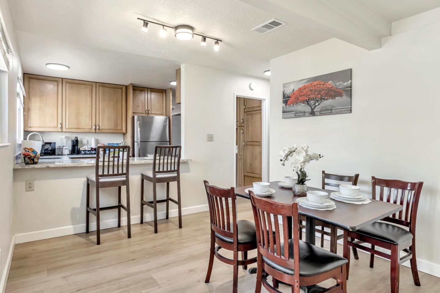 Detail Gallery Image 10 of 31 For 2056 Sullivan Ave, San Jose,  CA 95122 - 3 Beds | 2 Baths