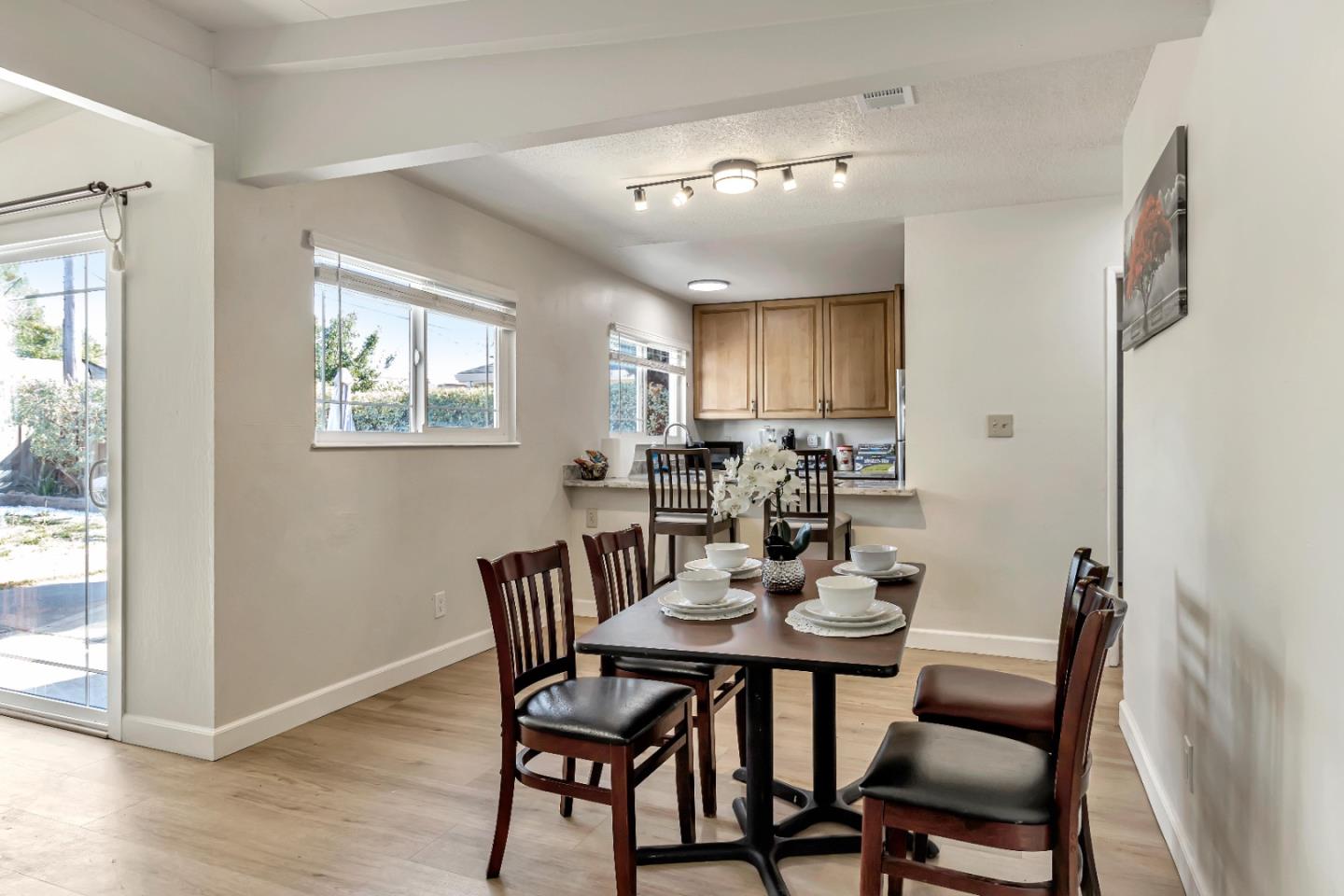 Detail Gallery Image 11 of 31 For 2056 Sullivan Ave, San Jose,  CA 95122 - 3 Beds | 2 Baths
