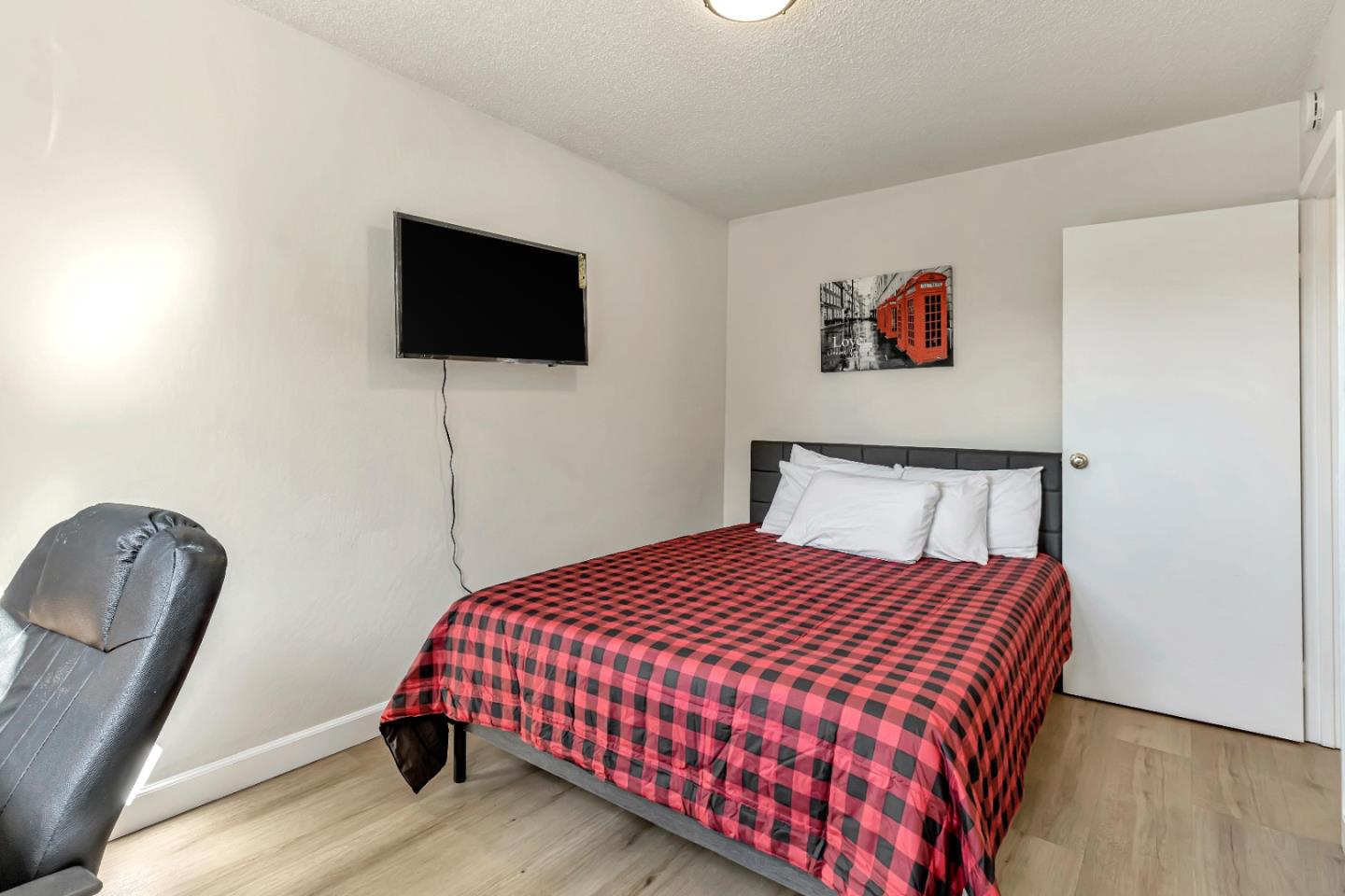 Detail Gallery Image 16 of 31 For 2056 Sullivan Ave, San Jose,  CA 95122 - 3 Beds | 2 Baths