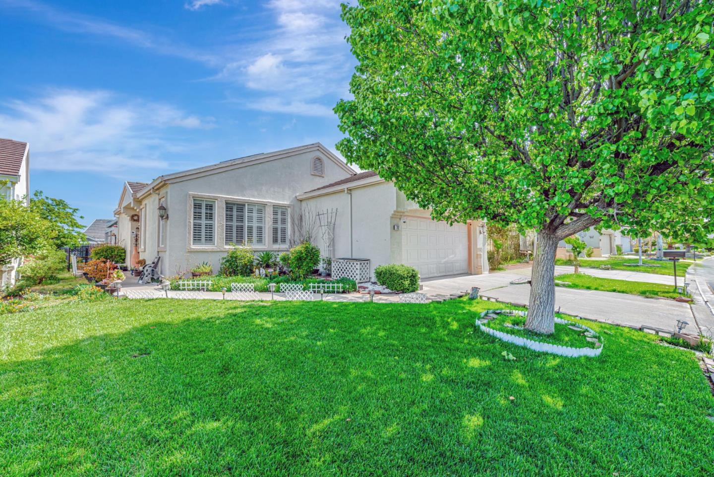 Detail Gallery Image 2 of 34 For 782 Oakhill Way, Rio Vista,  CA 94571 - 2 Beds | 2 Baths