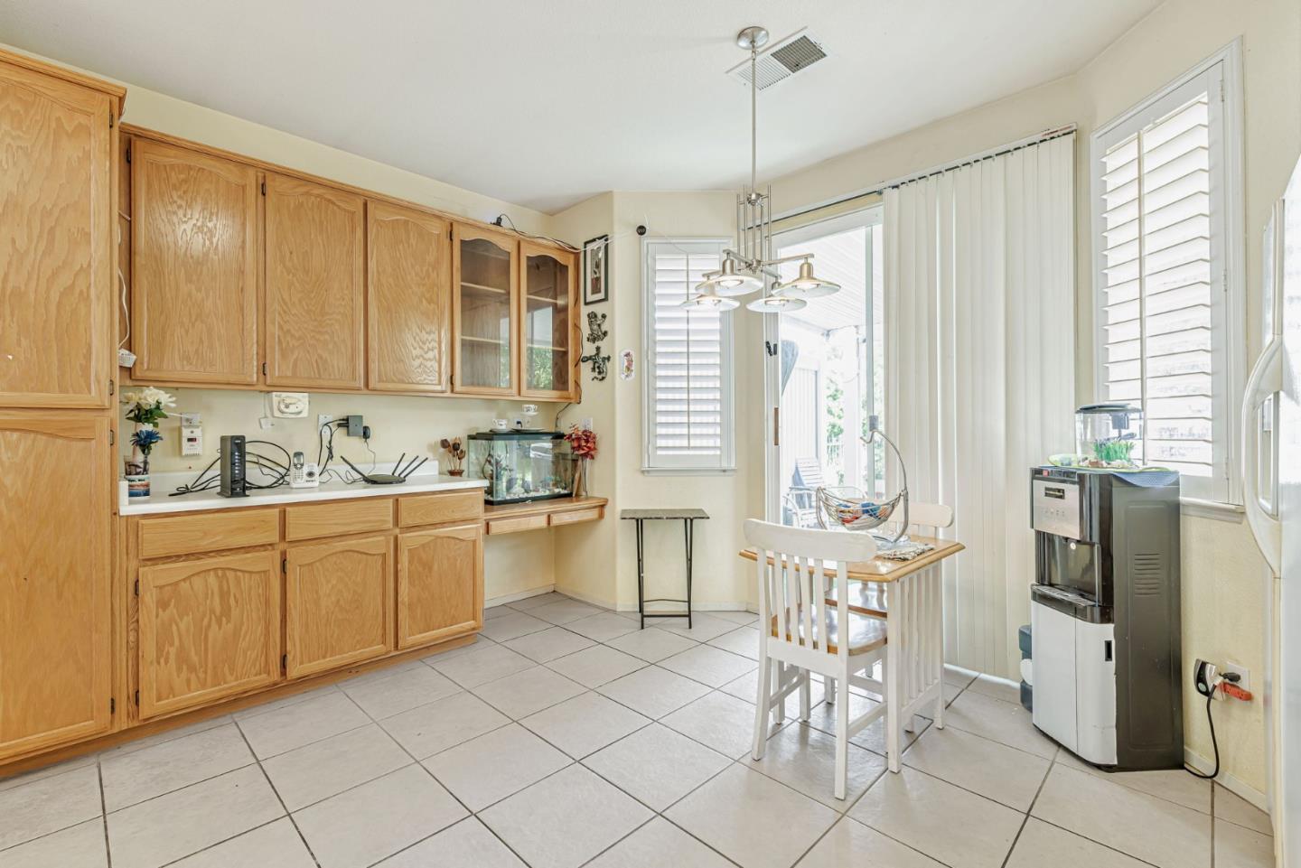 Detail Gallery Image 8 of 34 For 782 Oakhill Way, Rio Vista,  CA 94571 - 2 Beds | 2 Baths