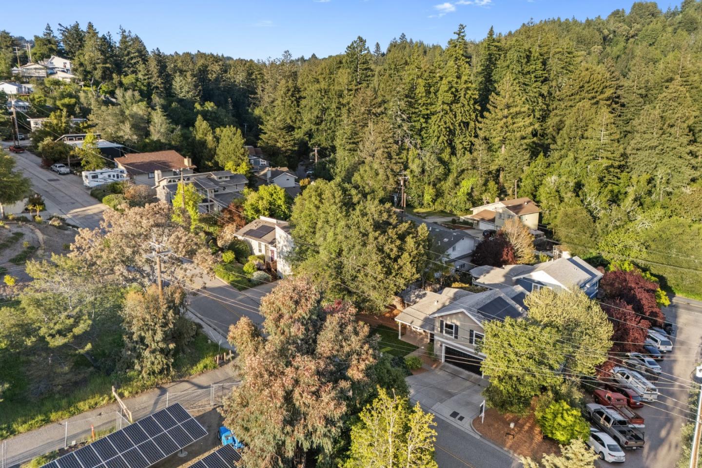 Detail Gallery Image 33 of 35 For 200 Tabor Dr, Scotts Valley,  CA 95066 - 4 Beds | 3 Baths