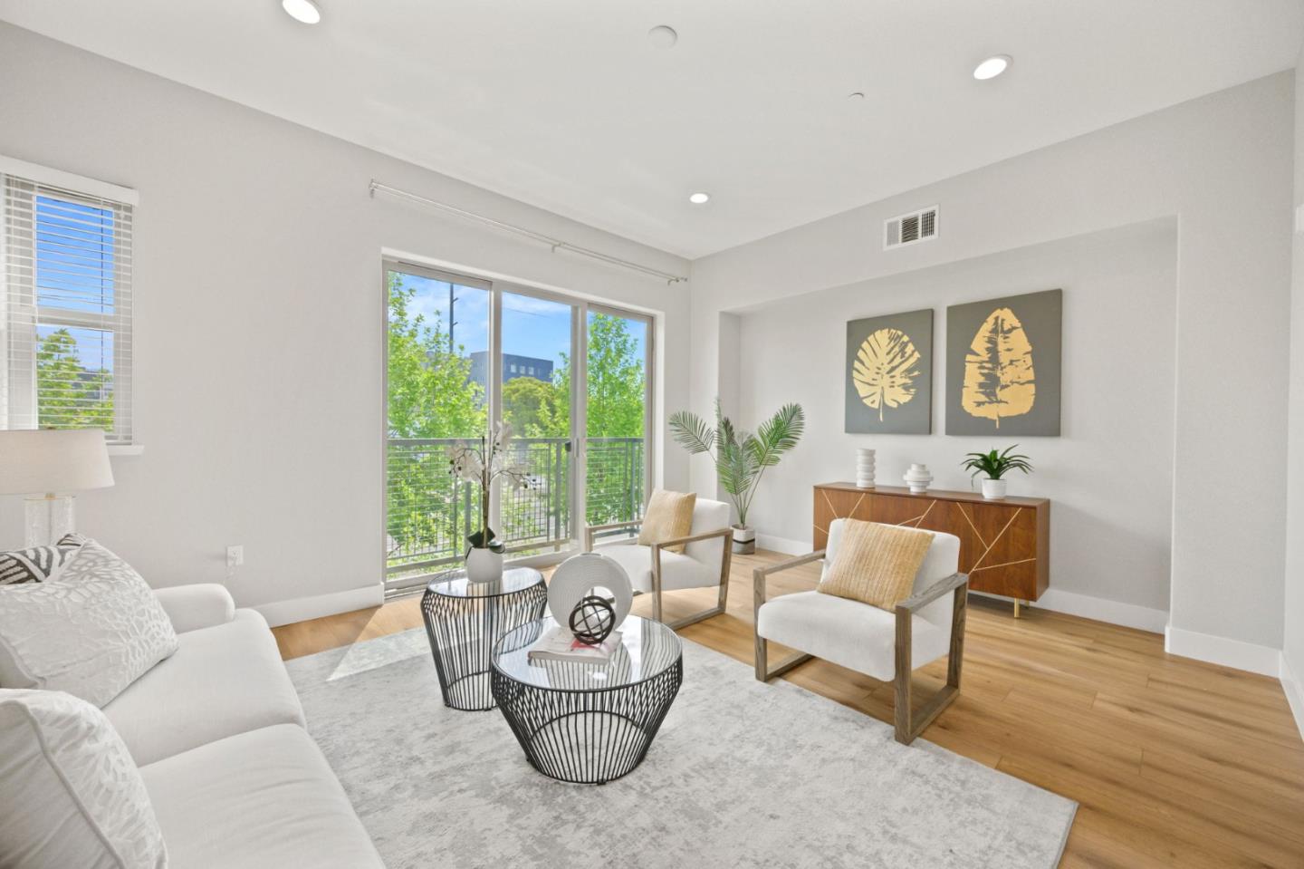 Detail Gallery Image 1 of 39 For 361 Montague Expy, Milpitas,  CA 95035 - 3 Beds | 3/2 Baths